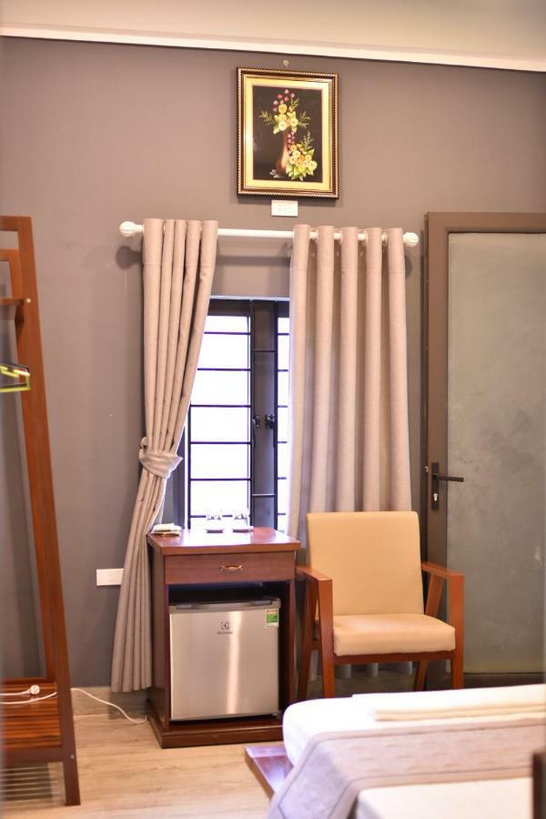 Motorvina'S Homestay Phong Nha Bagian luar foto